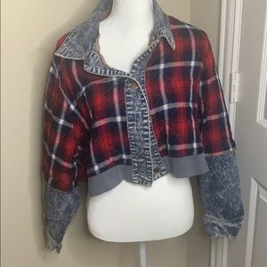 Cropped jacket from buckle